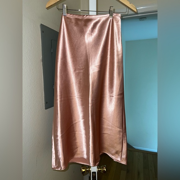 LC Lauren Conrad Pink Satin Slip
Midi Skirt - Picture 3 of 4